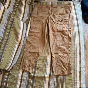 Sonoma Tan Straight Leg Pants Relaxed Fit